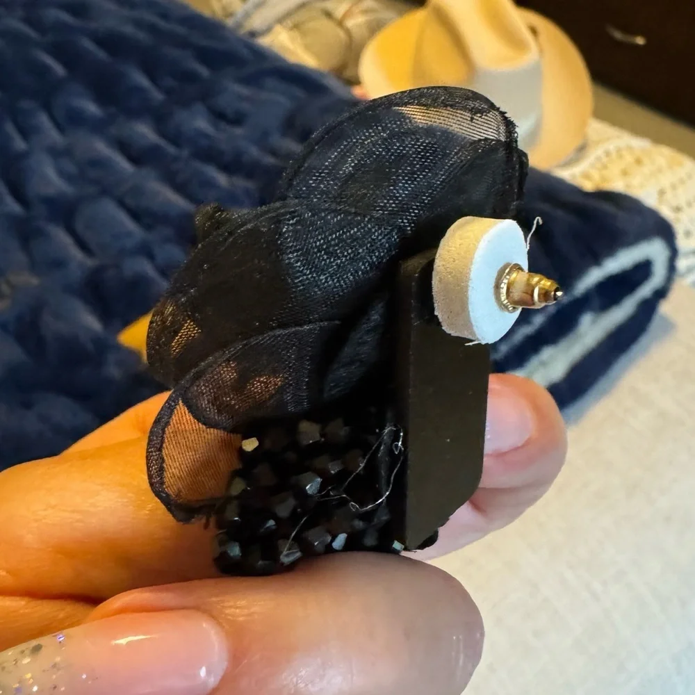 NWOT Elegant Black Floral Earrings